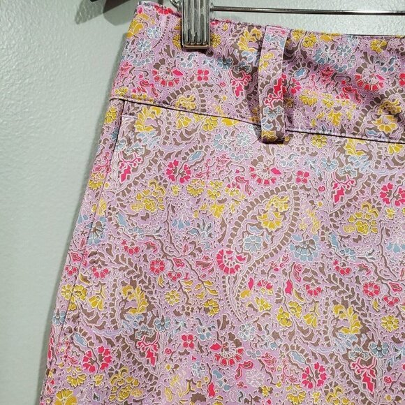 Nike Golf Women's Pink Paisley Bermuda Shorts Athletic Sports Pockets Size 4 - Picture 5 of 15